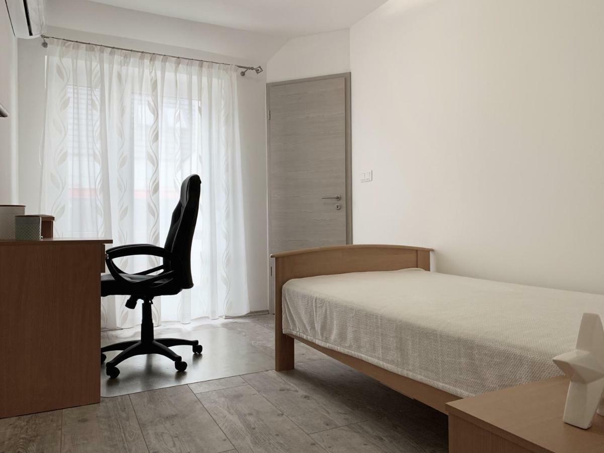 Exclusive Home - C. Apartman Печ Екстер'єр фото