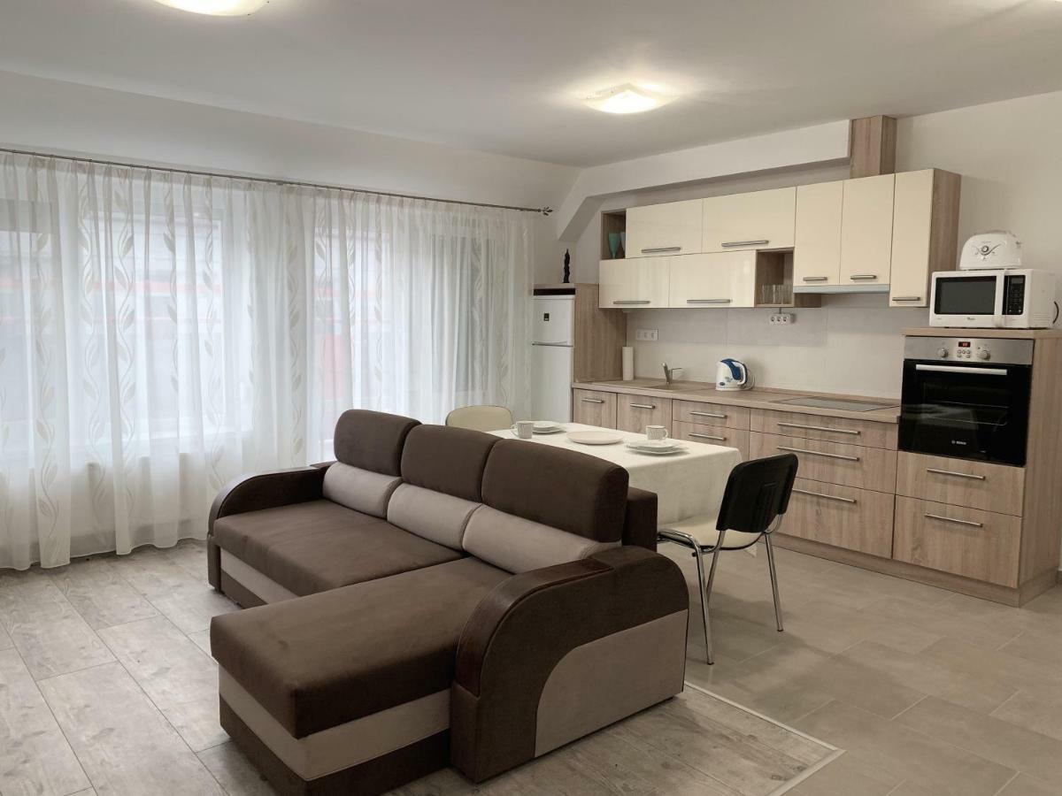 Exclusive Home - C. Apartman Печ Екстер'єр фото